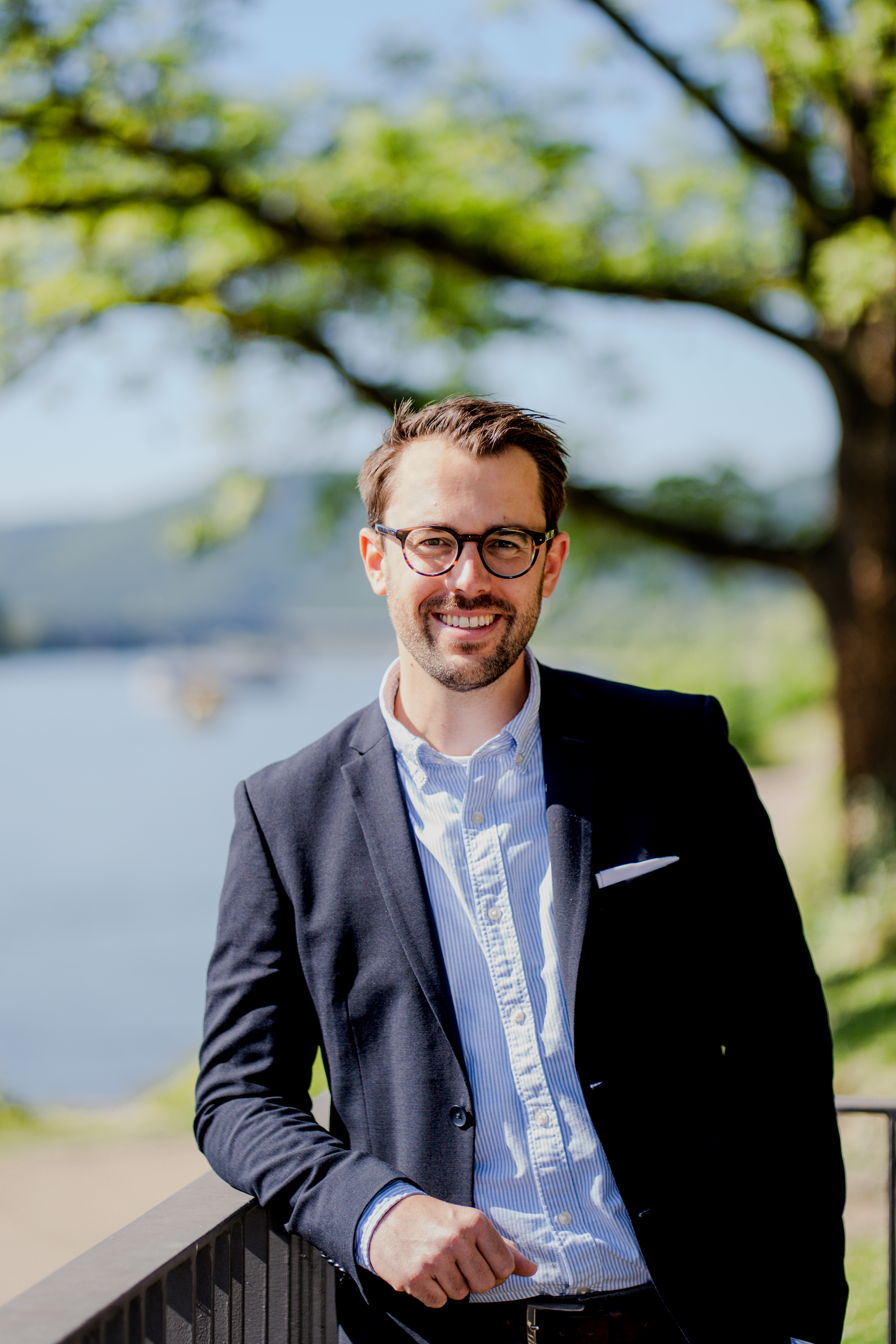 Hubertus Hacke-Dietze Landtagskandidat für Koblenz Hubertus Hacke-Dietze Wahlkampfportrait